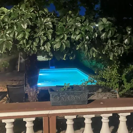 Vakantiehuis Krni Konjevrate